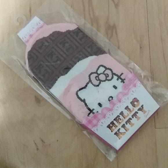 3 pairs Hello Kitty Ladies / Girl Socks - Picture 8 of 10